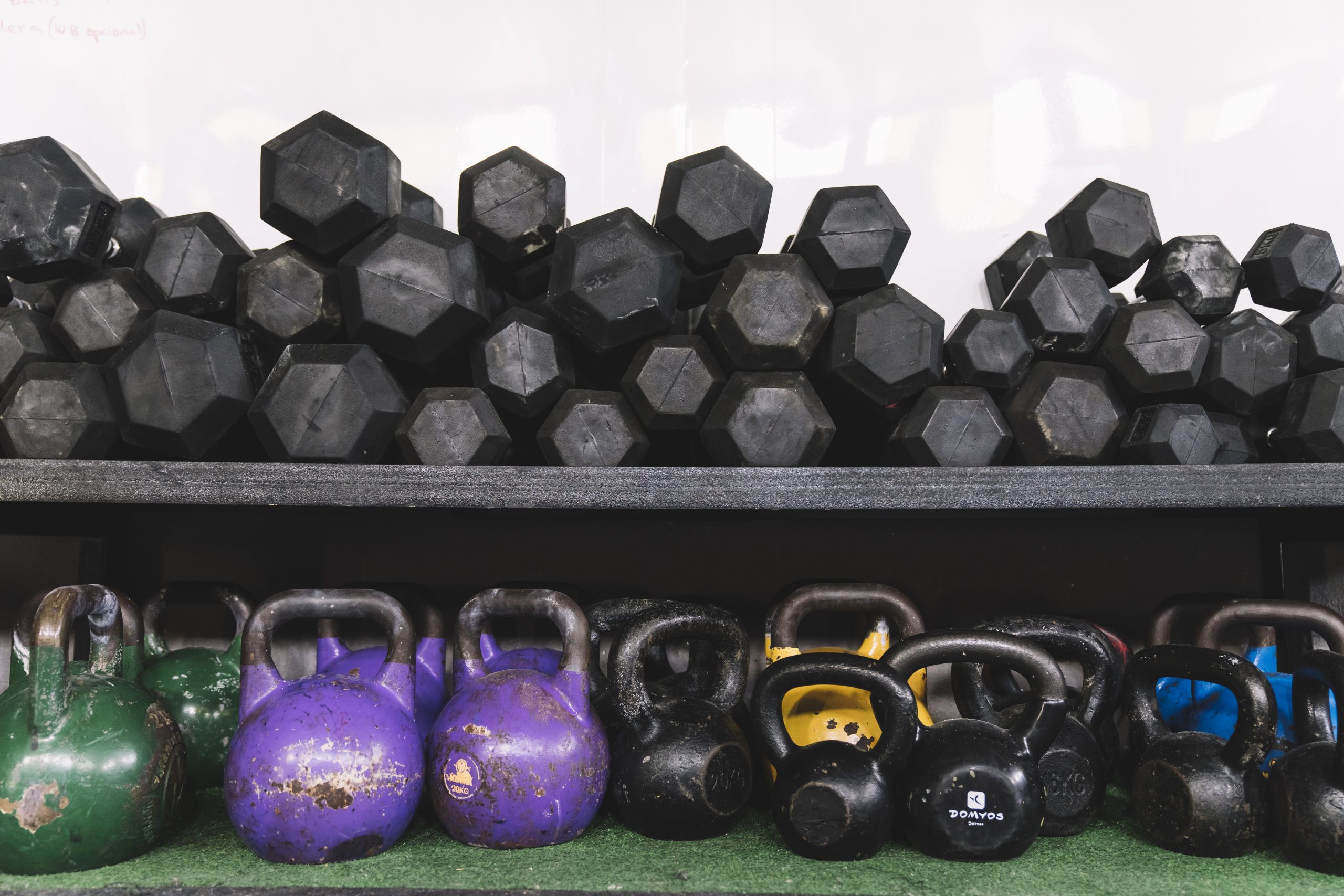 weights-kettlebells-gym